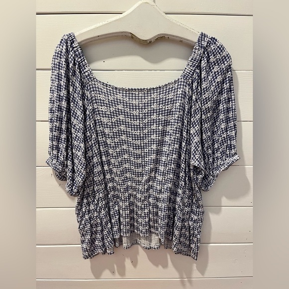 BELLDINI – Blue Gingham Embroidered Peasant Top – Size 3X - Picture 8 of 8